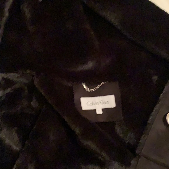 Women’s black large Calvin Klein coat - Picture 2 of 3